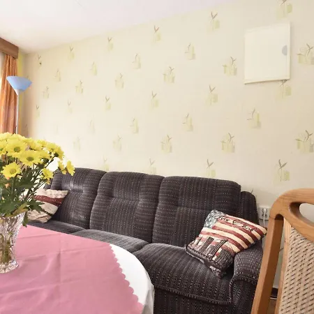 Beautiful Bungalow In Near Sea بيت للعطل